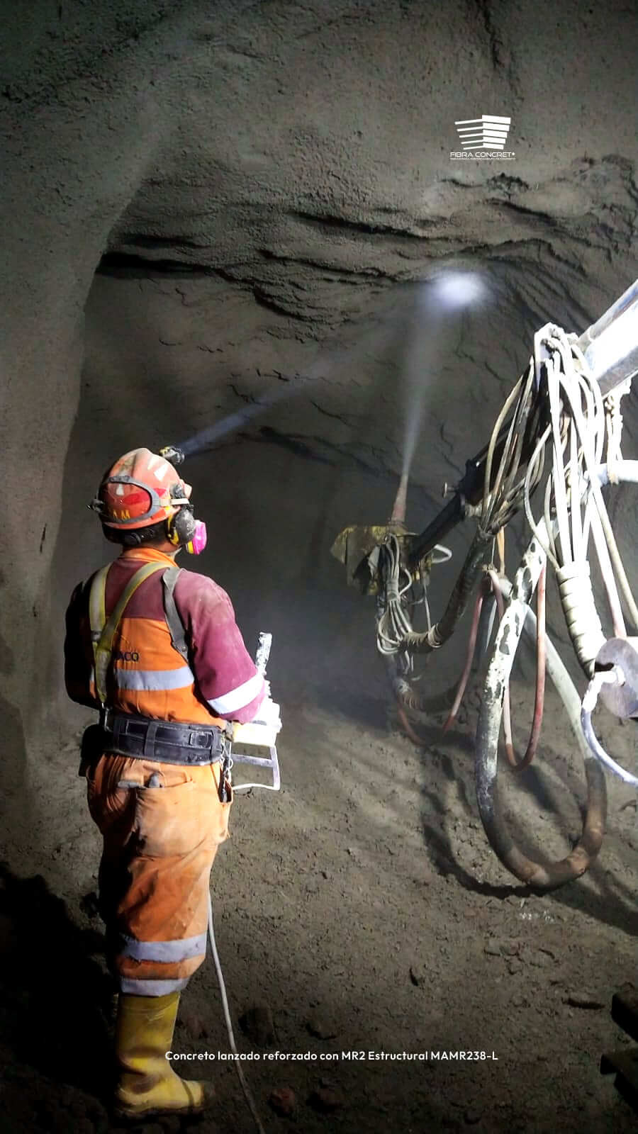 Concreto lanzado reforzado con MR2 Estructural MAMR238-L +